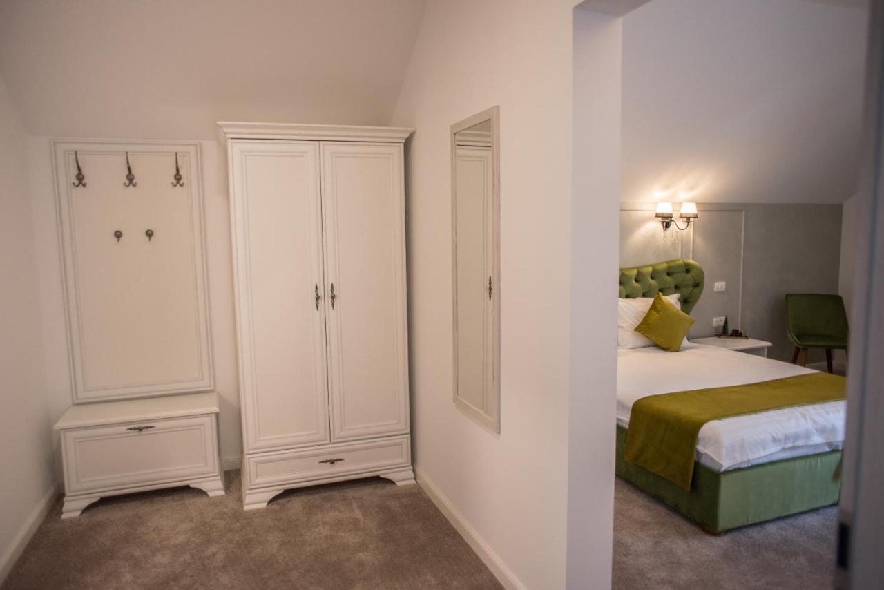 Boga Rooms Sinaia Exterior photo