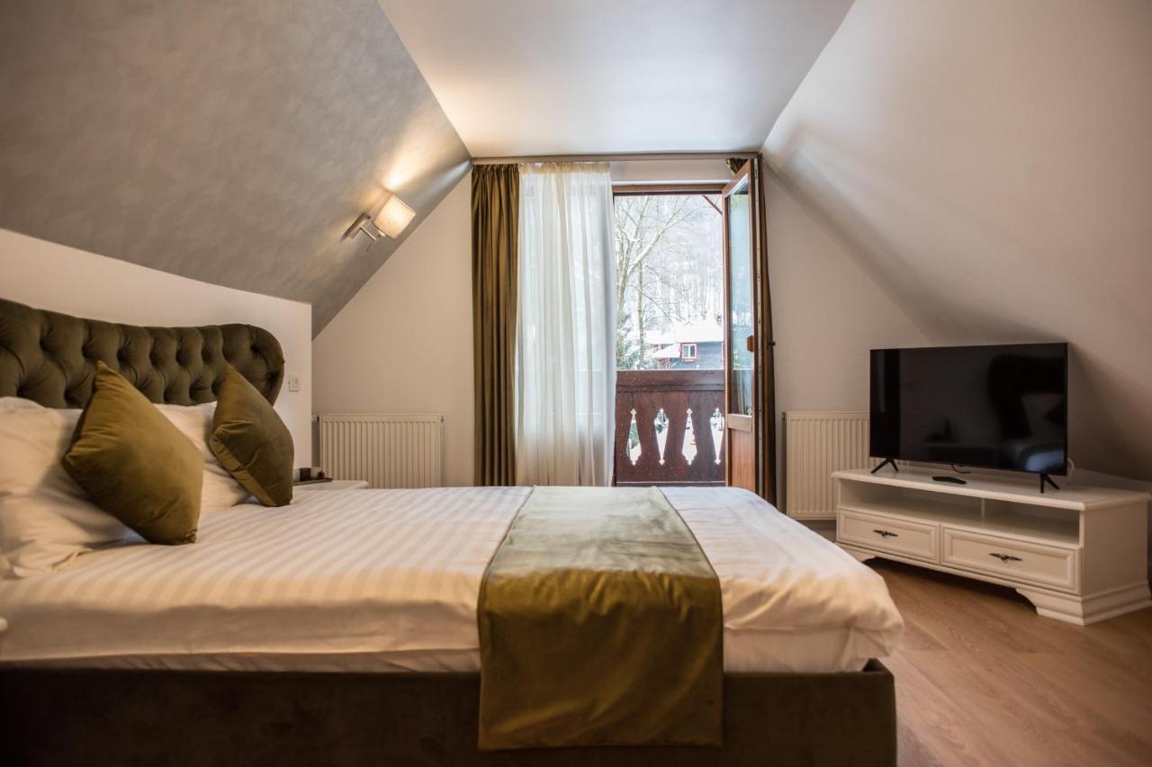 Boga Rooms Sinaia Exterior photo