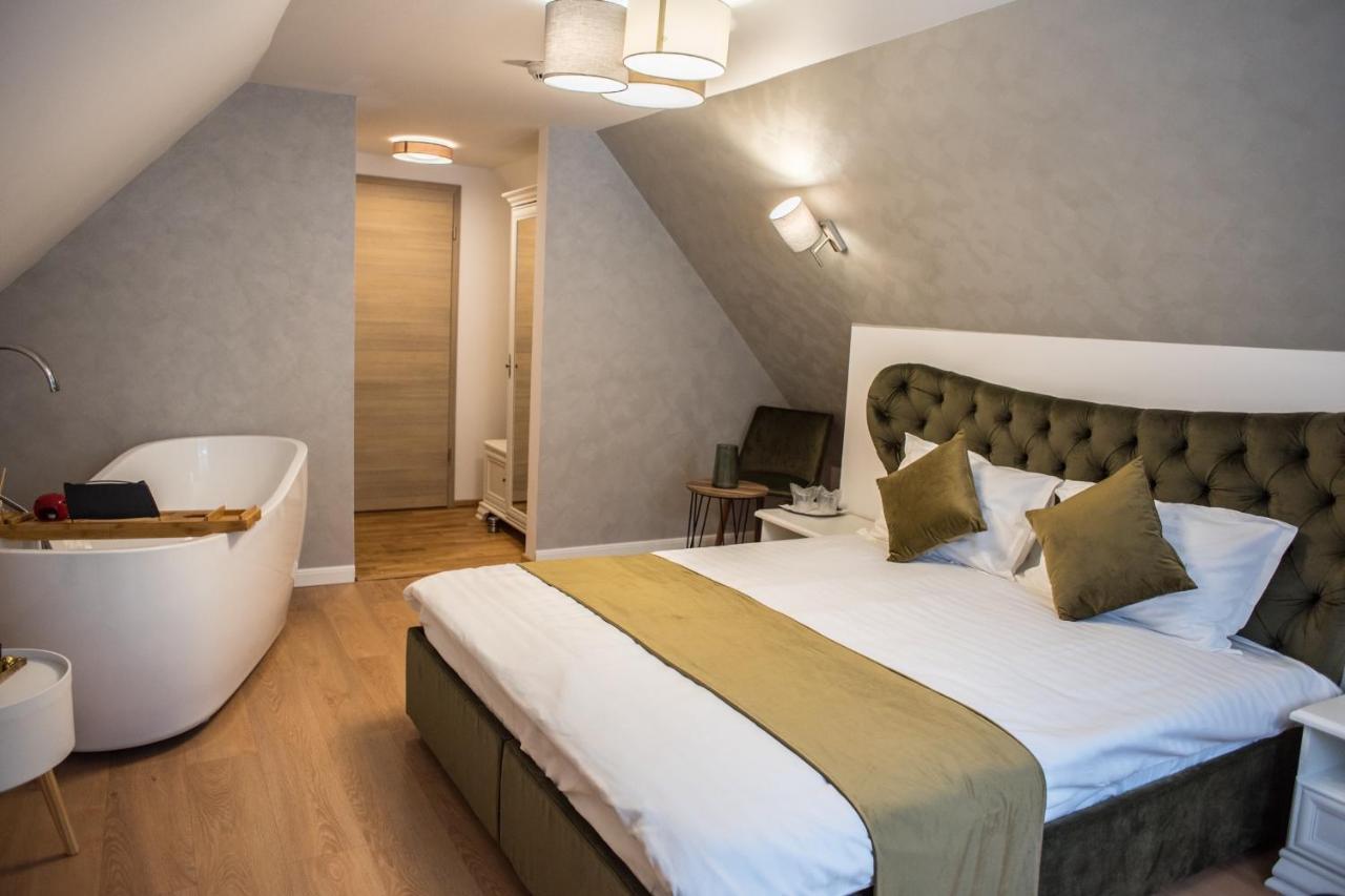 Boga Rooms Sinaia Exterior photo